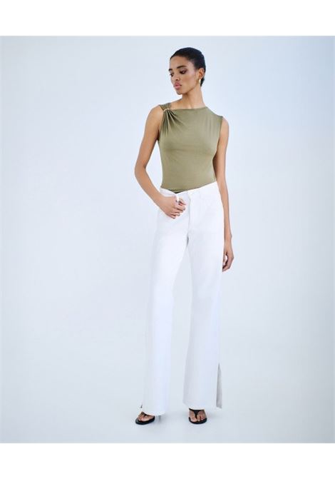 Top con dettaglio metallico ACCESS fashion | 63-2099-715OLIVA